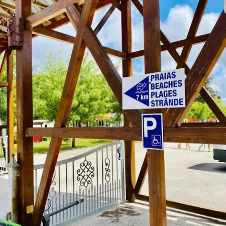 Κάμπινγκ Au Bord De La Piscine 4 Pers 5a *